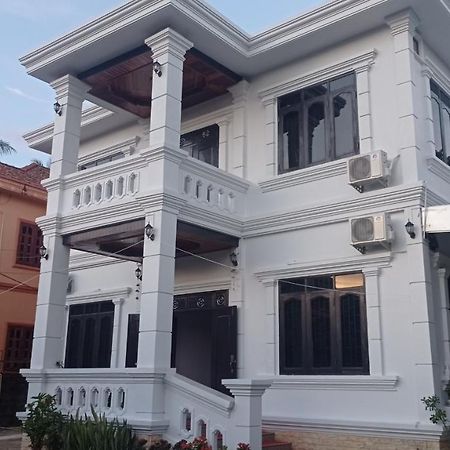 Inthavong Hotel/Guest House Vang Vieng Exterior photo