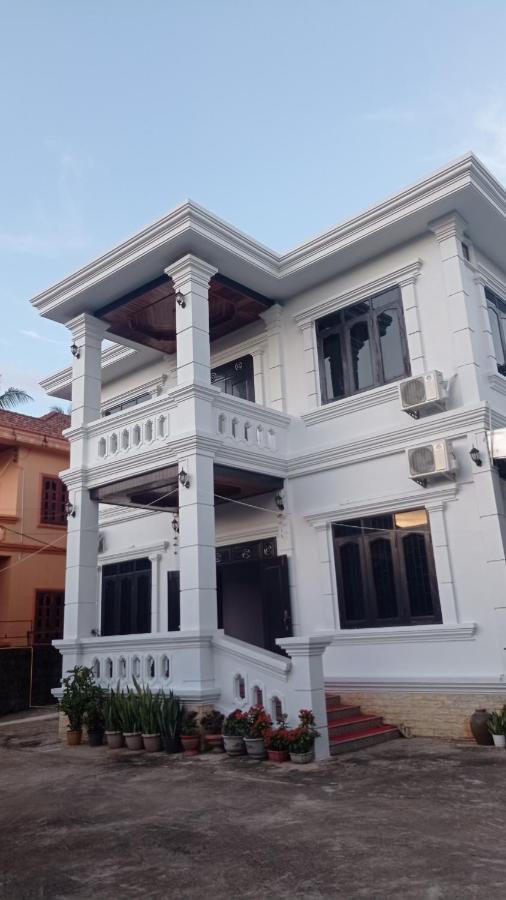 Inthavong Hotel/Guest House Vang Vieng Exterior photo