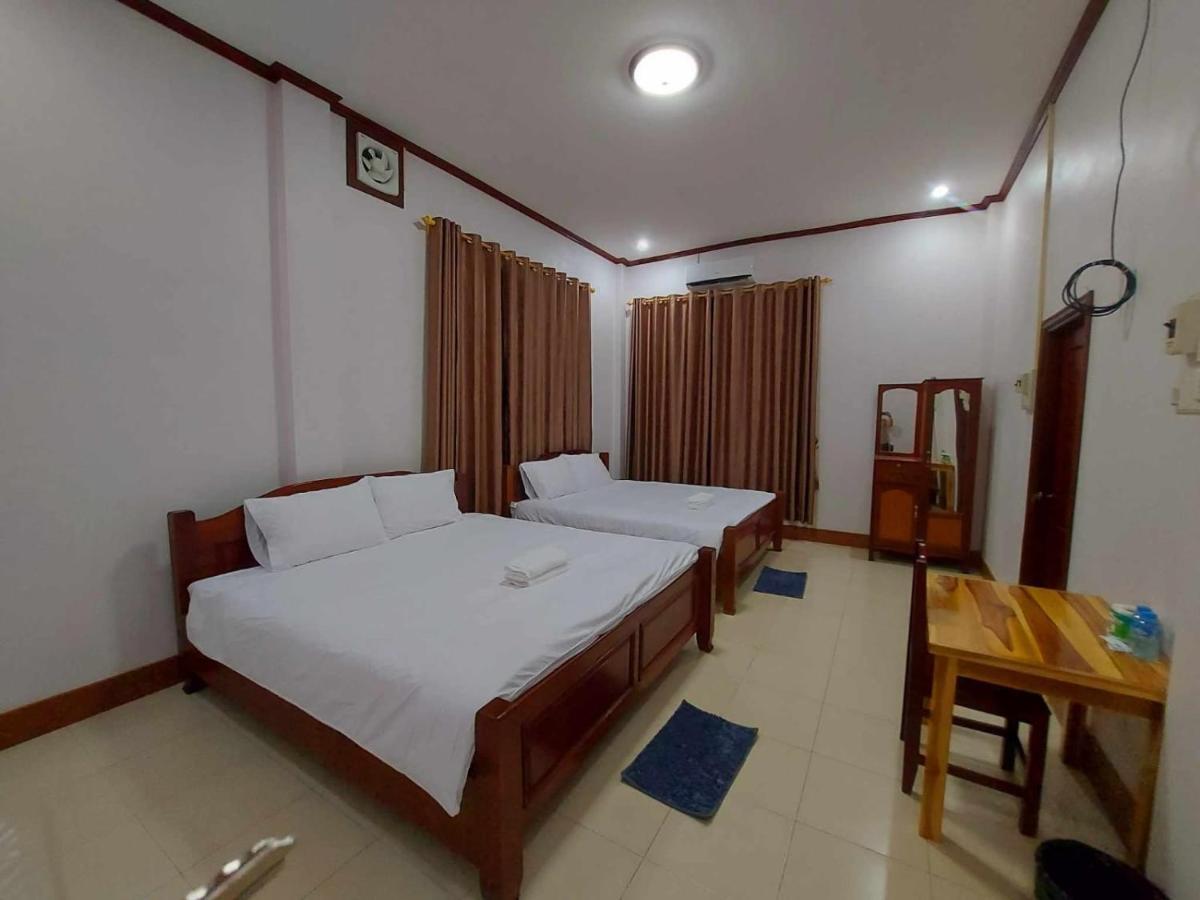 Inthavong Hotel/Guest House Vang Vieng Exterior photo